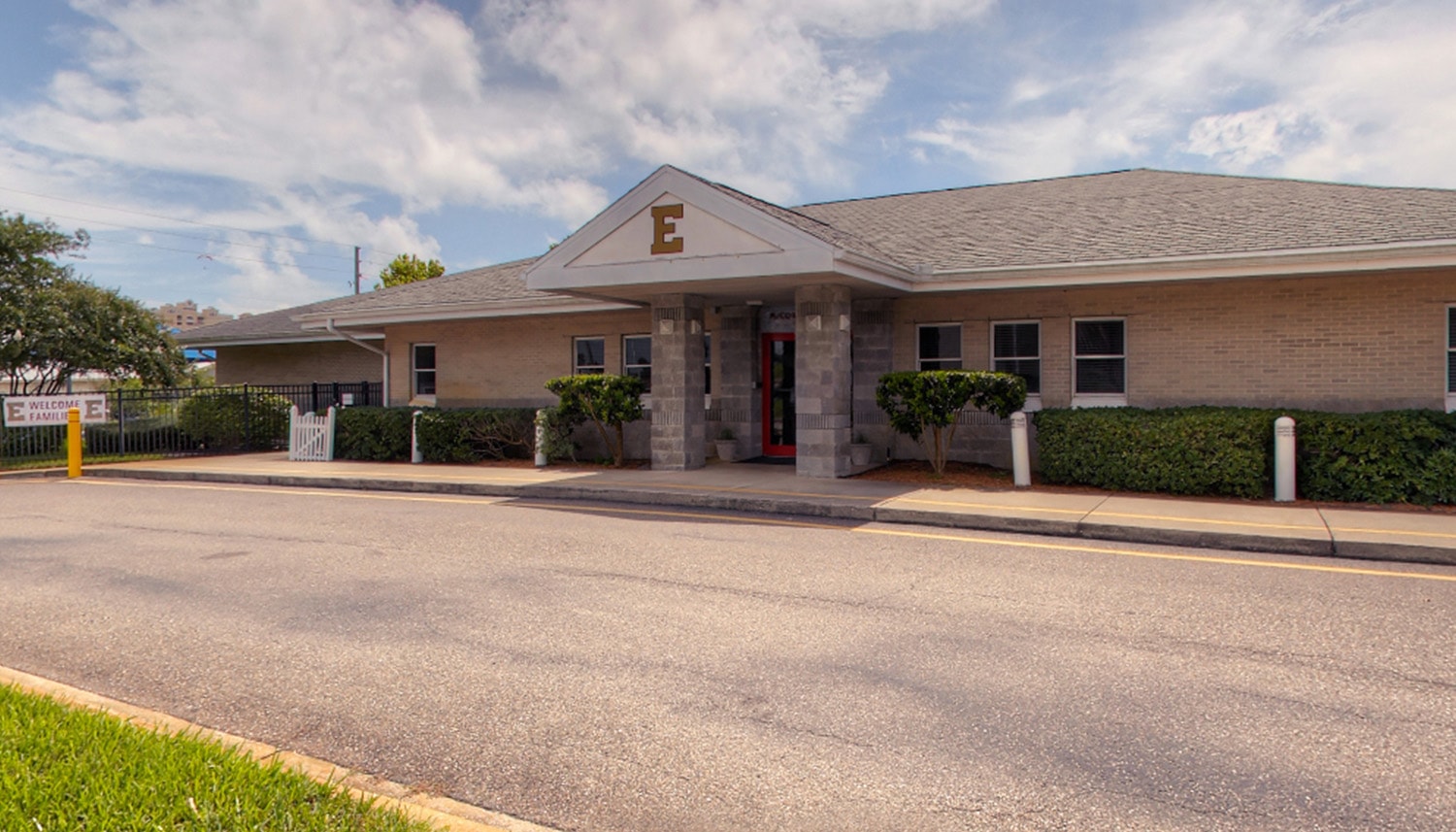 Homepage-facilities-big-Beaches Entrance