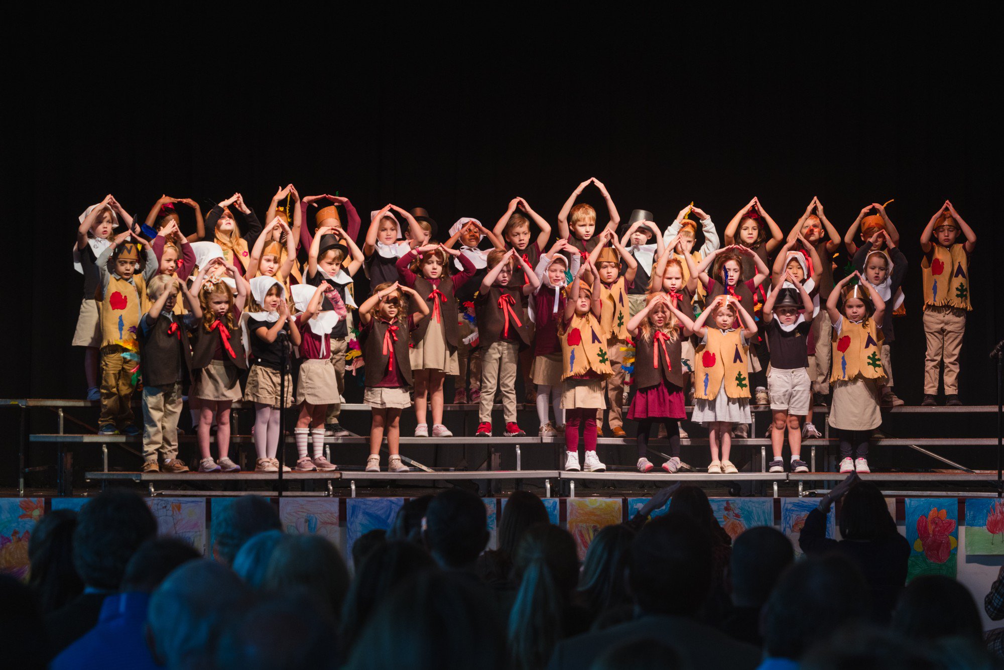 3842_ThanksgivingChapel_STM_ESJ_©24LauraEvans
